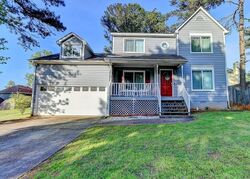 Pre-foreclosure in  Grayland Creek Dr Lawrenceville, GA 30046