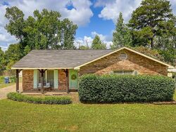 Pre-foreclosure in  Cleo Dr Columbus, GA 31909