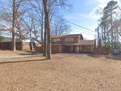 Pre-foreclosure in  Town Country Dr Se Atlanta, GA 30316