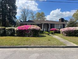 Pre-foreclosure in  Lloyd St Savannah, GA 31405