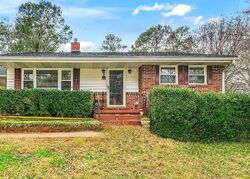 Pre-foreclosure in  Pinedale Dr Se Smyrna, GA 30080