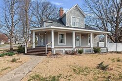 E Hauser St, Litchfield IL
