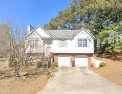 Pre-foreclosure in  Dyer Parke Ln Sw Marietta, GA 30060