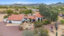 Pre-foreclosure in  W Ridgecrest Rd Phoenix, AZ 85086