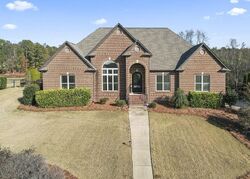 Pre-foreclosure in  Royal Ter Trussville, AL 35173