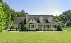 Pre-foreclosure in  Masters Dr Athens, AL 35613