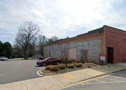 Pre-foreclosure in  W Water St Lincolnton, NC 28092