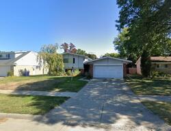  Cedars Dr, Warren MI