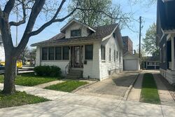  Oak St, Rochester MI