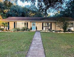 Pre-foreclosure in  Tanner Rd Plant City, FL 33566