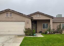 Pre-foreclosure in  Mar Grande Dr Bakersfield, CA 93307