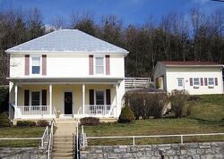 Pre-foreclosure in  Buffalo Gap Hwy Churchville, VA 24421