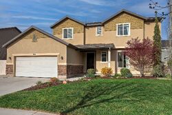 Pre-foreclosure in  Amberly Dr North Salt Lake, UT 84054