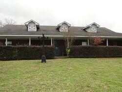Pre-foreclosure in  Northline Rd Teague, TX 75860