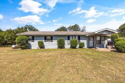 Pre-foreclosure in  Fir St Keene, TX 76059