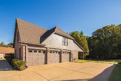 Pre-foreclosure in  Valley Birch Dr Arlington, TN 38002