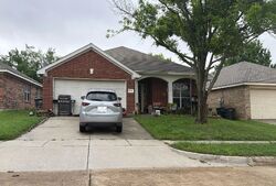 Pre-foreclosure in  Chapin Ct Fort Worth, TX 76116