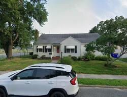 Pre-foreclosure in  Linden St Seaford, DE 19973