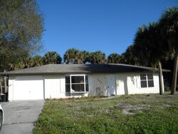 Pre-foreclosure in  Fort Walton Ave Fort Pierce, FL 34951