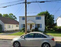 Pre-foreclosure in  New St Quakertown, PA 18951