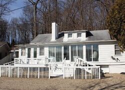 Pre-foreclosure in  Westshore Dr Kent, OH 44240