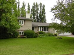  Broadway St, Thompson ND