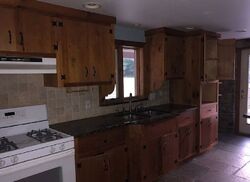 Pre-foreclosure in  County Road 579 Bloomsbury, NJ 08804