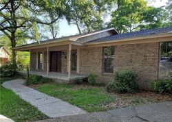 Pre-foreclosure in  Belle Rose Dr Mobile, AL 36617