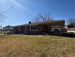 Pre-foreclosure in  PERRYVILLE RD Cape Girardeau, MO 63701