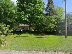 Pre-foreclosure in  Andrews Ave Lindstrom, MN 55045