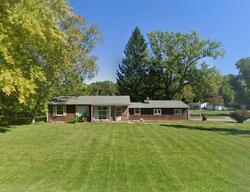 Pre-foreclosure in  Lucerne Dr Jackson, MI 49201