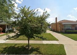 Pre-foreclosure in  Virginia Park Center Line, MI 48015
