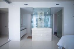  Biscayne Blvd, Miami FL