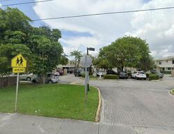  Nw 7th St, Miami FL