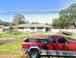 Pre-foreclosure in  W 14th St Crowley, LA 70526