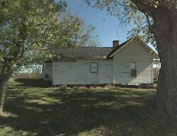 Pre-foreclosure in  Poosey Ridge Rd Richmond, KY 40475
