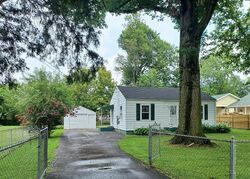 Pre-foreclosure in  Shaffer Rd Fairdale, KY 40118