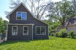 Pre-foreclosure in  22nd St Des Moines, IA 50310