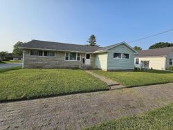 Pre-foreclosure in  W Huntington St Montpelier, IN 47359
