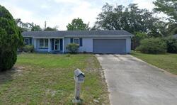 Pre-foreclosure in  Hemingway Dr Deltona, FL 32725