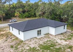 Pre-foreclosure in  Libourn Ave Port Charlotte, FL 33954