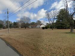 Pre-foreclosure in  Eagle Dr Albertville, AL 35951