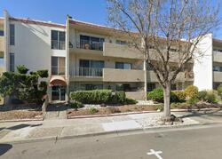 Pre-foreclosure in  BROADWAY Alameda, CA 94501