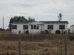 Pre-foreclosure in  LESTER WAY Eustis, FL 32736
