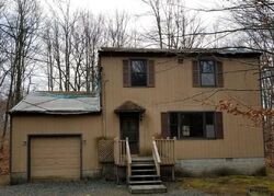  Lilac Ln, Gouldsboro PA