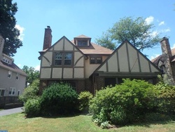 Pre-foreclosure in  BELFIELD AVE Drexel Hill, PA 19026