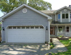 Pre-foreclosure in  VENICE DR Brick, NJ 08723