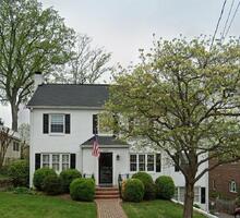 Pre-foreclosure in  EDGEWOOD TER Alexandria, VA 22307