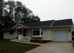 Pre-foreclosure in  MACK DR  Reedsburg, WI 53959