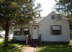 Pre-foreclosure in  NASH ST Greenville, NC 27834
